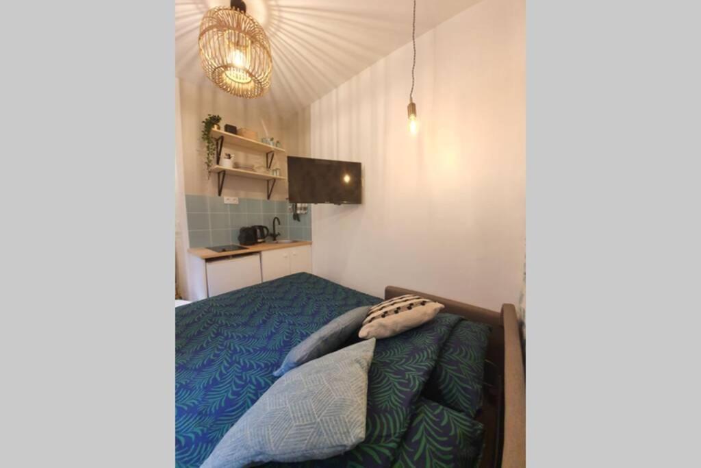 Home Sweet Home Pigalle Montmartre Jungle Paris Exterior photo